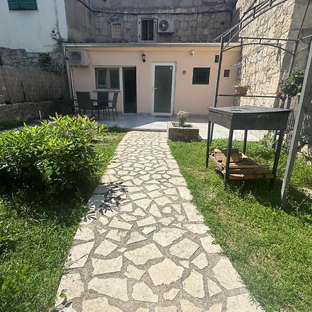 Dalmata Garden Split Apartment Bagian luar foto