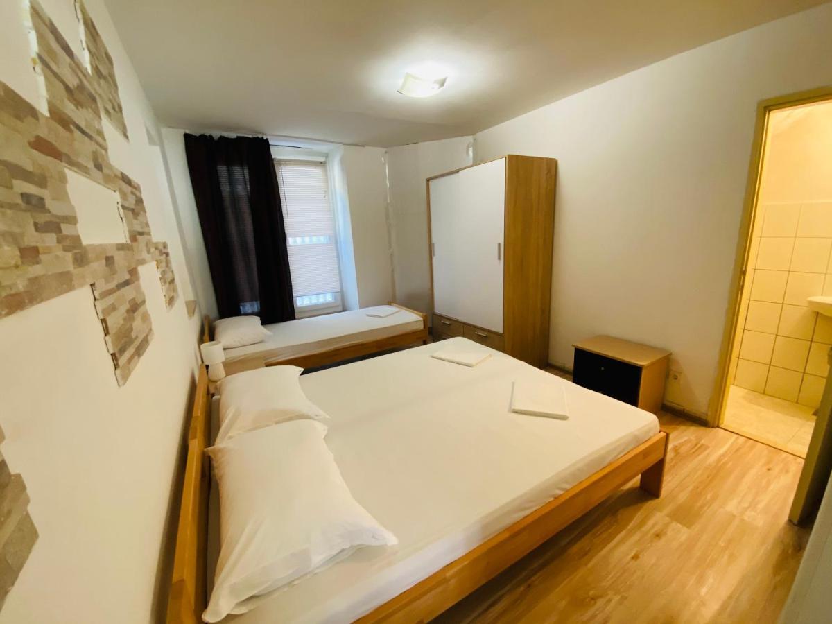 Dalmata Garden Split Apartment Bagian luar foto