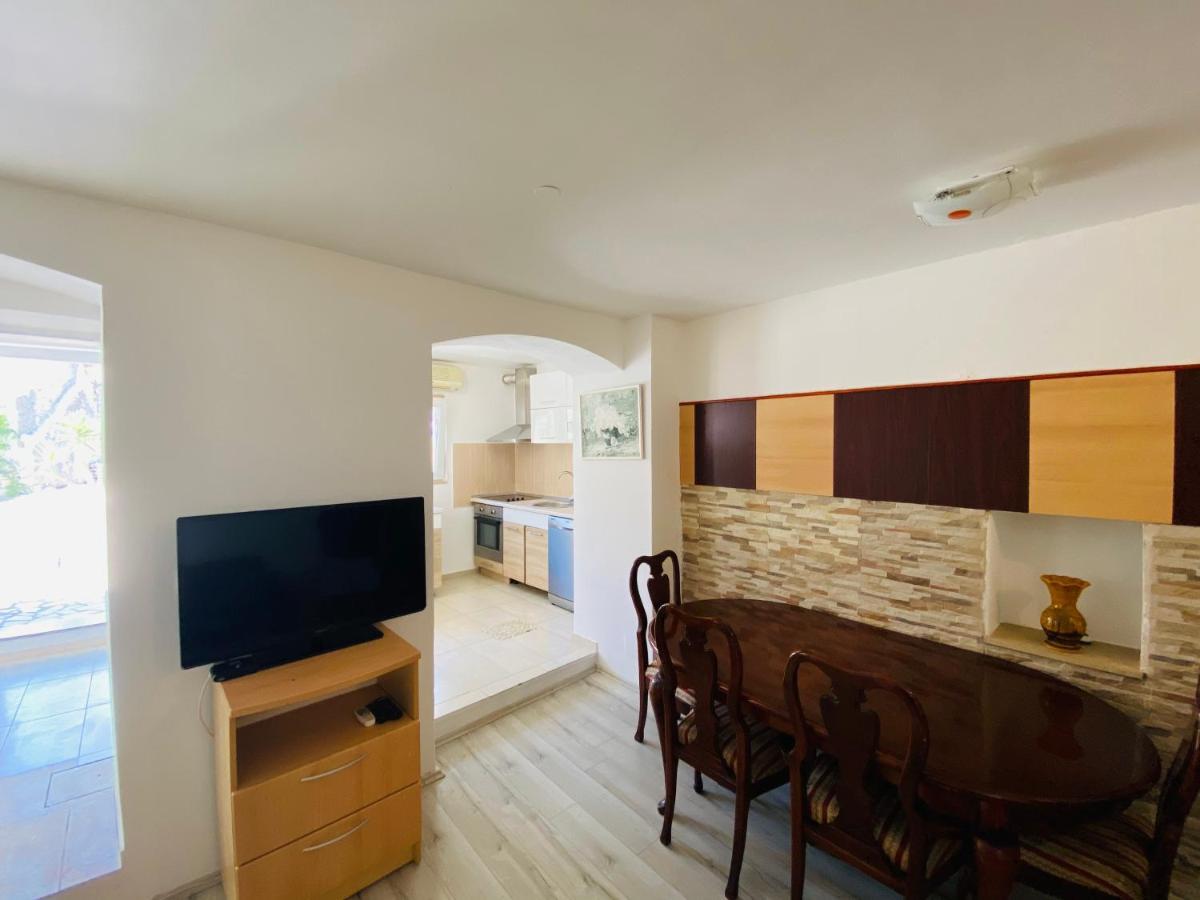 Dalmata Garden Split Apartment Bagian luar foto