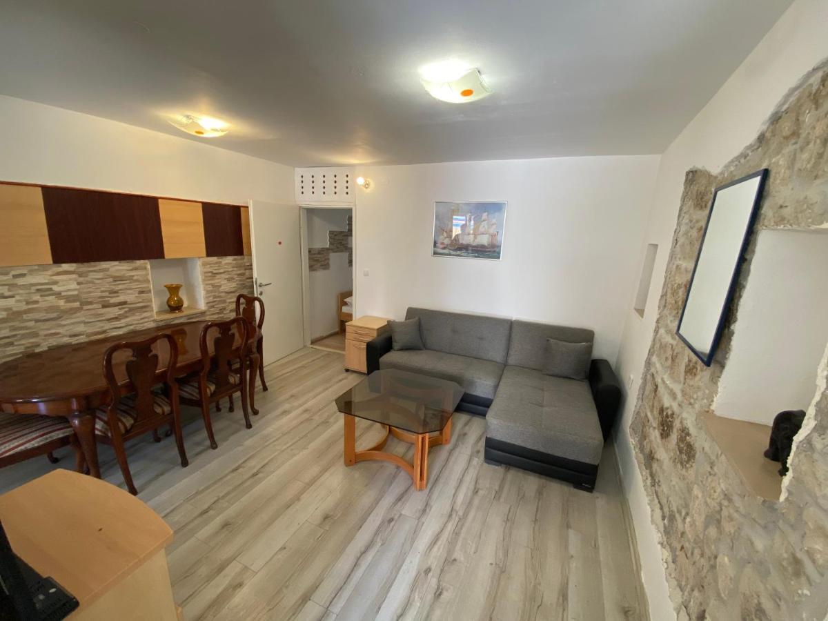 Dalmata Garden Split Apartment Bagian luar foto