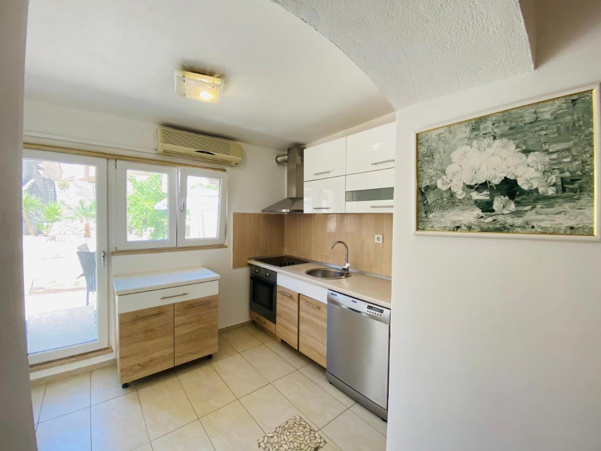 Dalmata Garden Split Apartment Bagian luar foto
