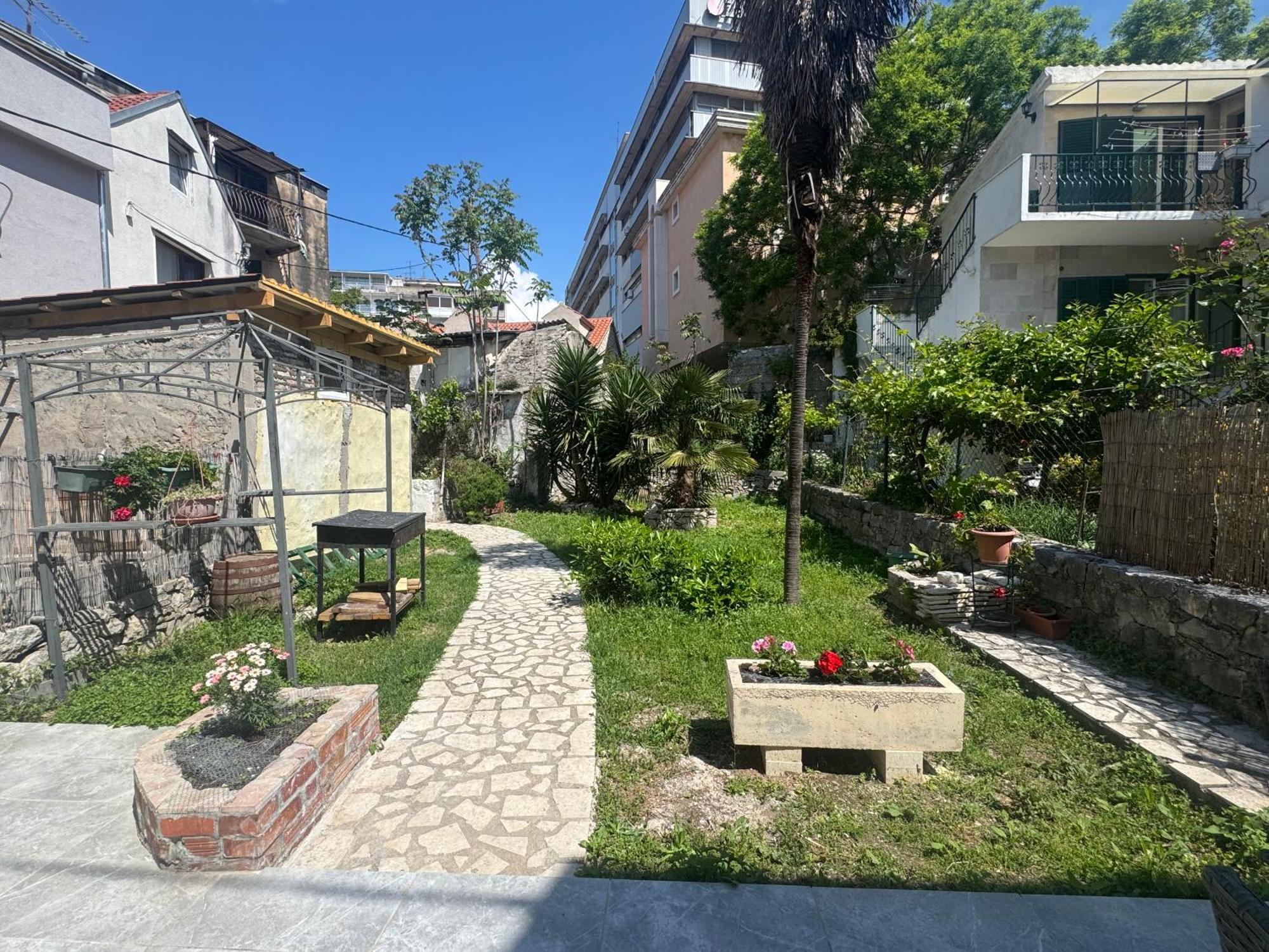 Dalmata Garden Split Apartment Bagian luar foto